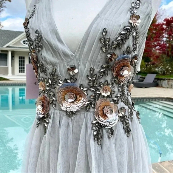 NWT Anthropologie Isabel Maxi Dress Sequins Embellished Wedding in Grey Fog - Picture 10 of 14